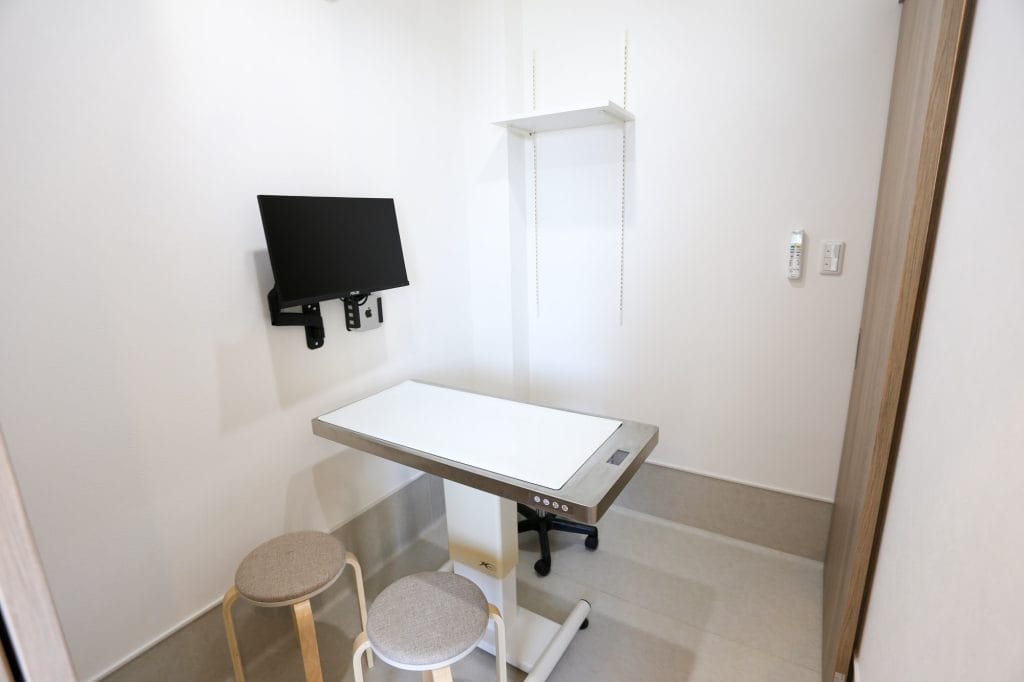 診察室2
